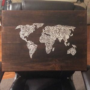 Wooden world map decoration
